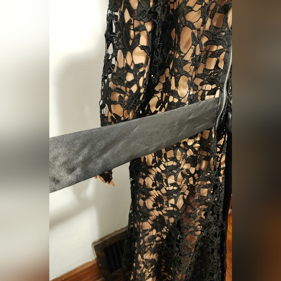 Crocheted look black dress with back zipper XXL Halloween costume or fun outfit. - Picture 5 of 16